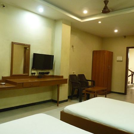 Nanda Lodge Mettuppālaiyam 외부 사진