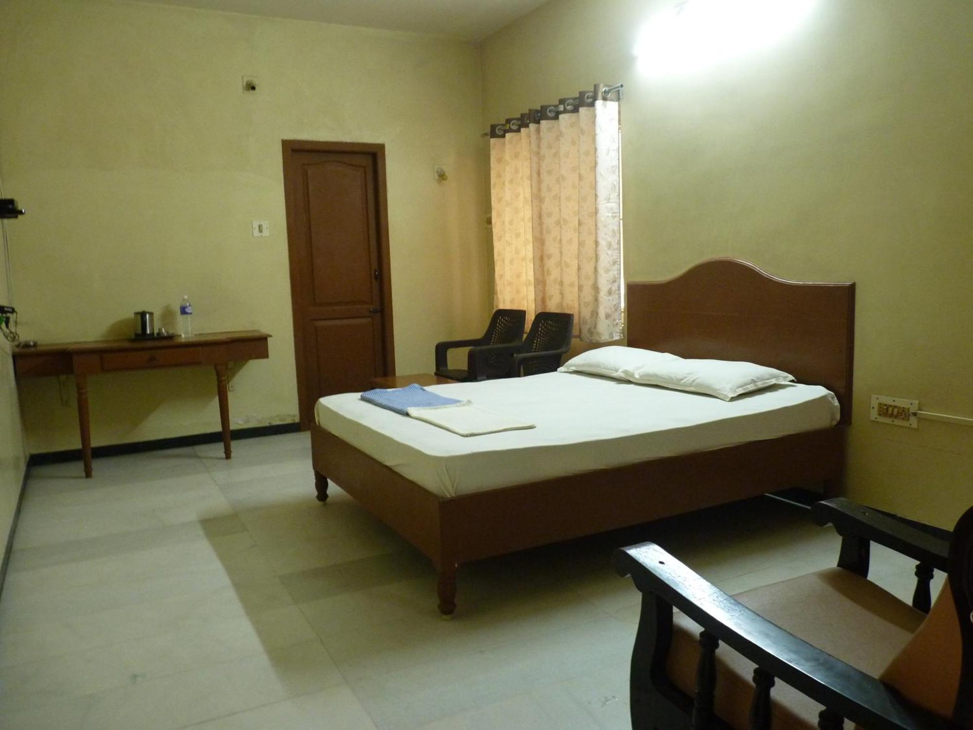 Nanda Lodge Mettuppālaiyam 외부 사진