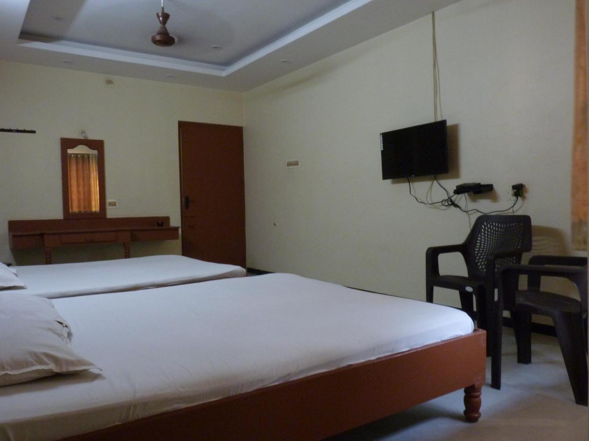Nanda Lodge Mettuppālaiyam 외부 사진